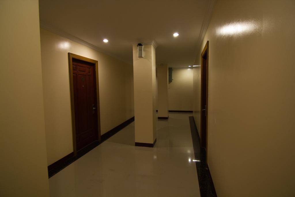 Millennium Hotel Rangoon Buitenkant foto