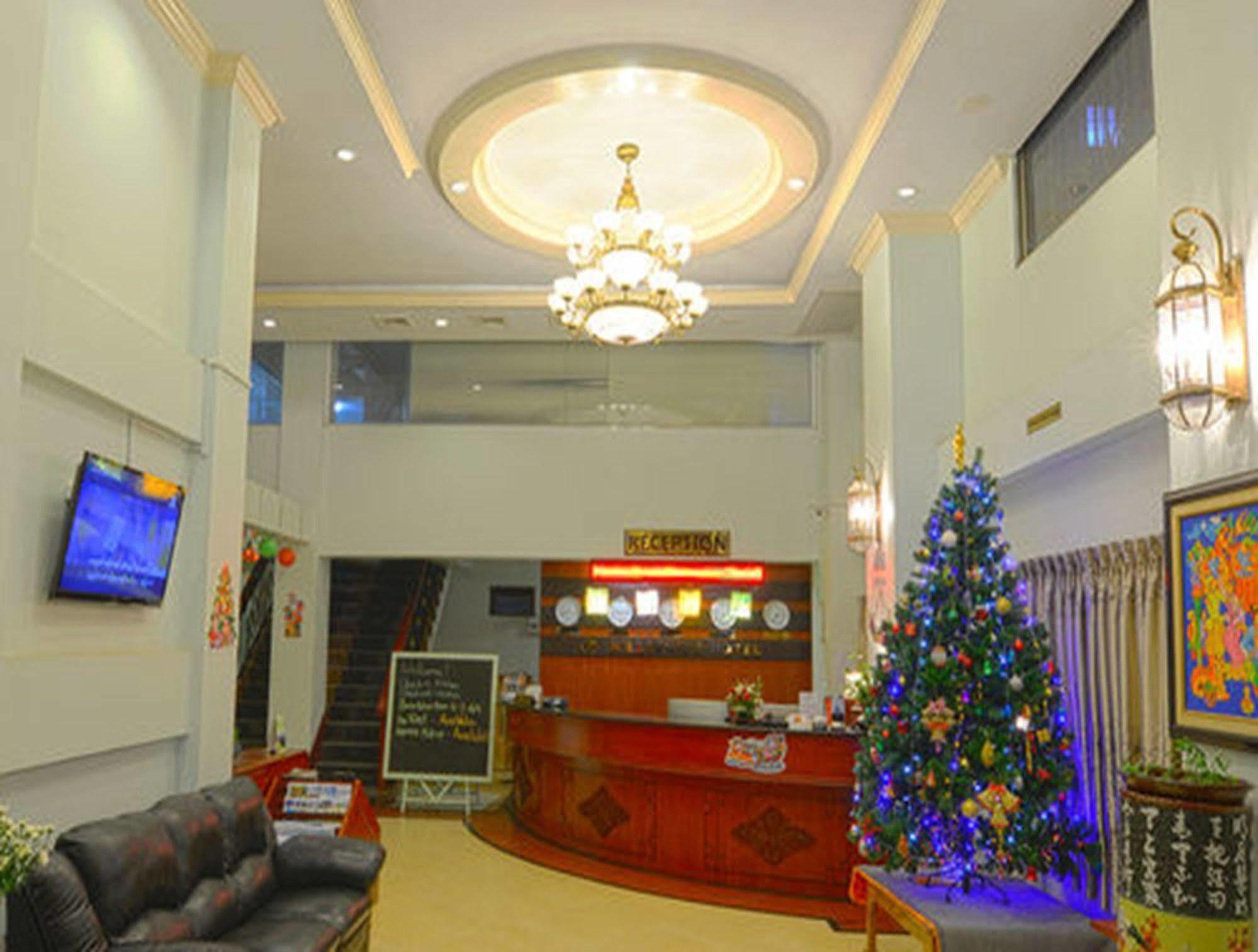 Millennium Hotel Rangoon Buitenkant foto